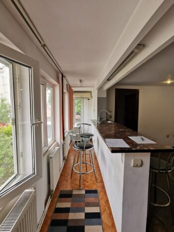 Romana, Icoanei inchiriere garsoniera in vila